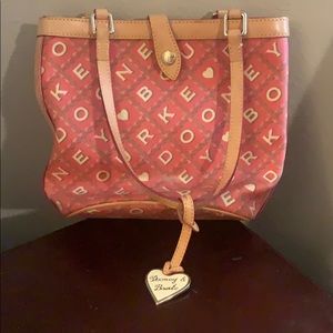 Dooney & bourke
